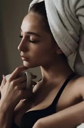 Анастасия Романов порноактриса