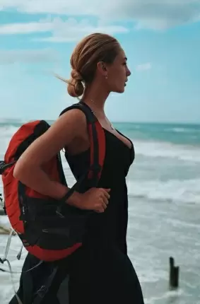 Забияка голая без трусов