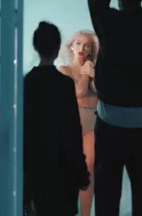 Брук Литтл в бикини ххх