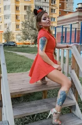 Порнозвезда Миа Милано Соло